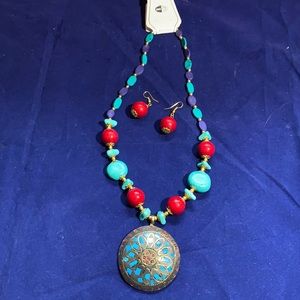 Turquoise and red women’s necklace